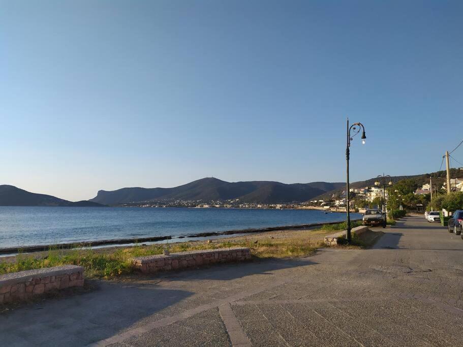 Modern Studio Next To The Sea! Porto Rafti Bagian luar foto
