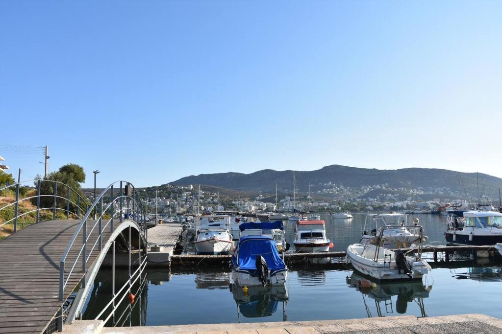 Modern Studio Next To The Sea! Porto Rafti Bagian luar foto
