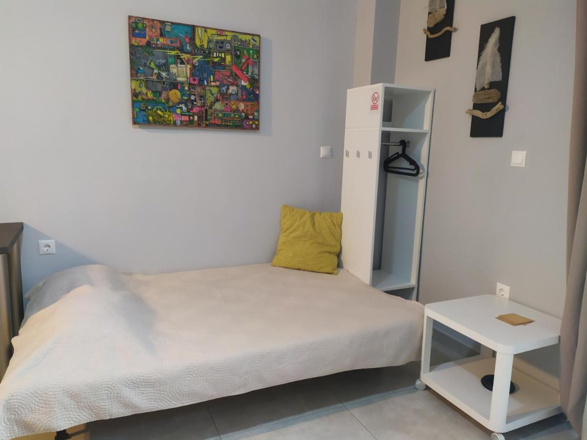 Modern Studio Next To The Sea! Porto Rafti Bagian luar foto