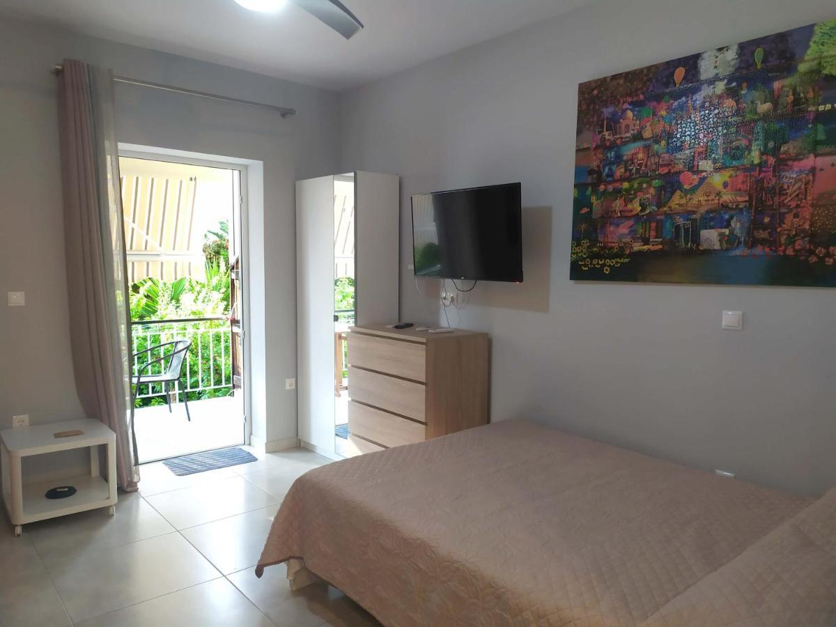 Modern Studio Next To The Sea! Porto Rafti Bagian luar foto
